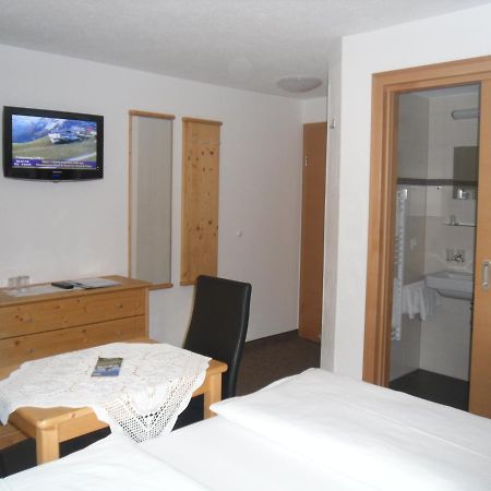 턱스 Gruenwaldhof B&B 외부 사진