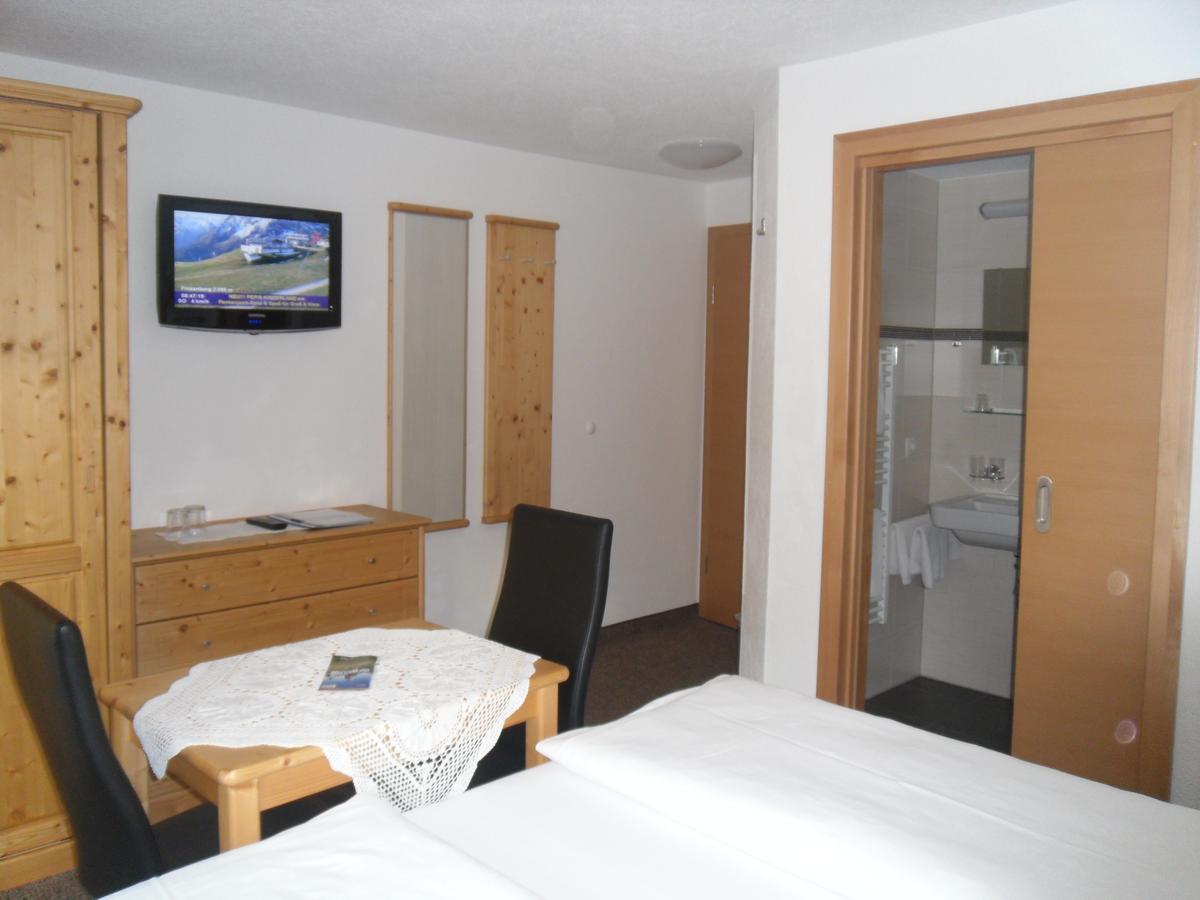 턱스 Gruenwaldhof B&B 외부 사진