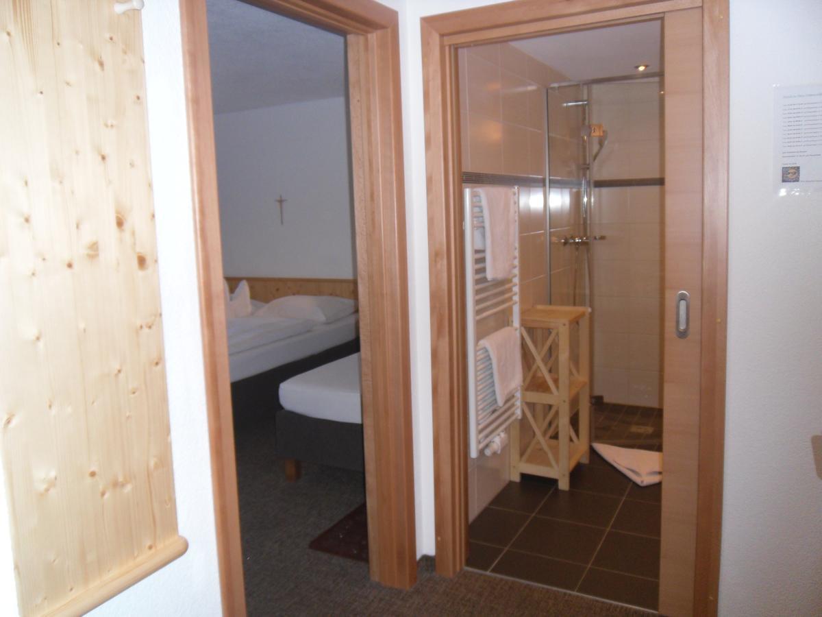 턱스 Gruenwaldhof B&B 외부 사진