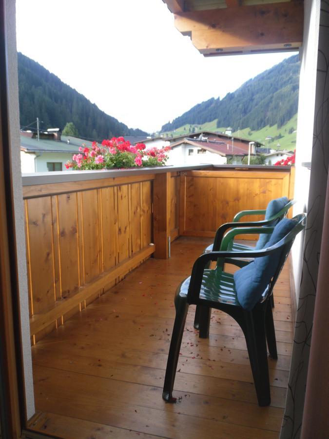 턱스 Gruenwaldhof B&B 외부 사진