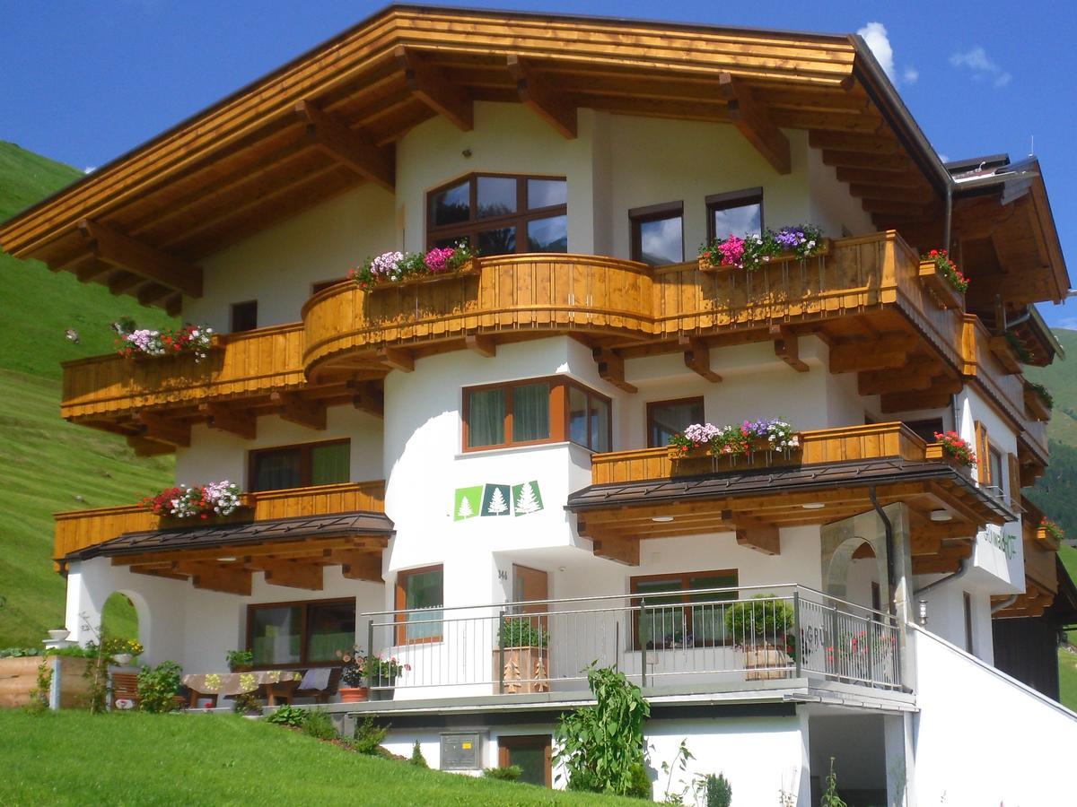턱스 Gruenwaldhof B&B 외부 사진