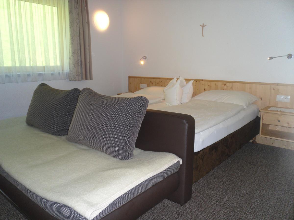턱스 Gruenwaldhof B&B 외부 사진