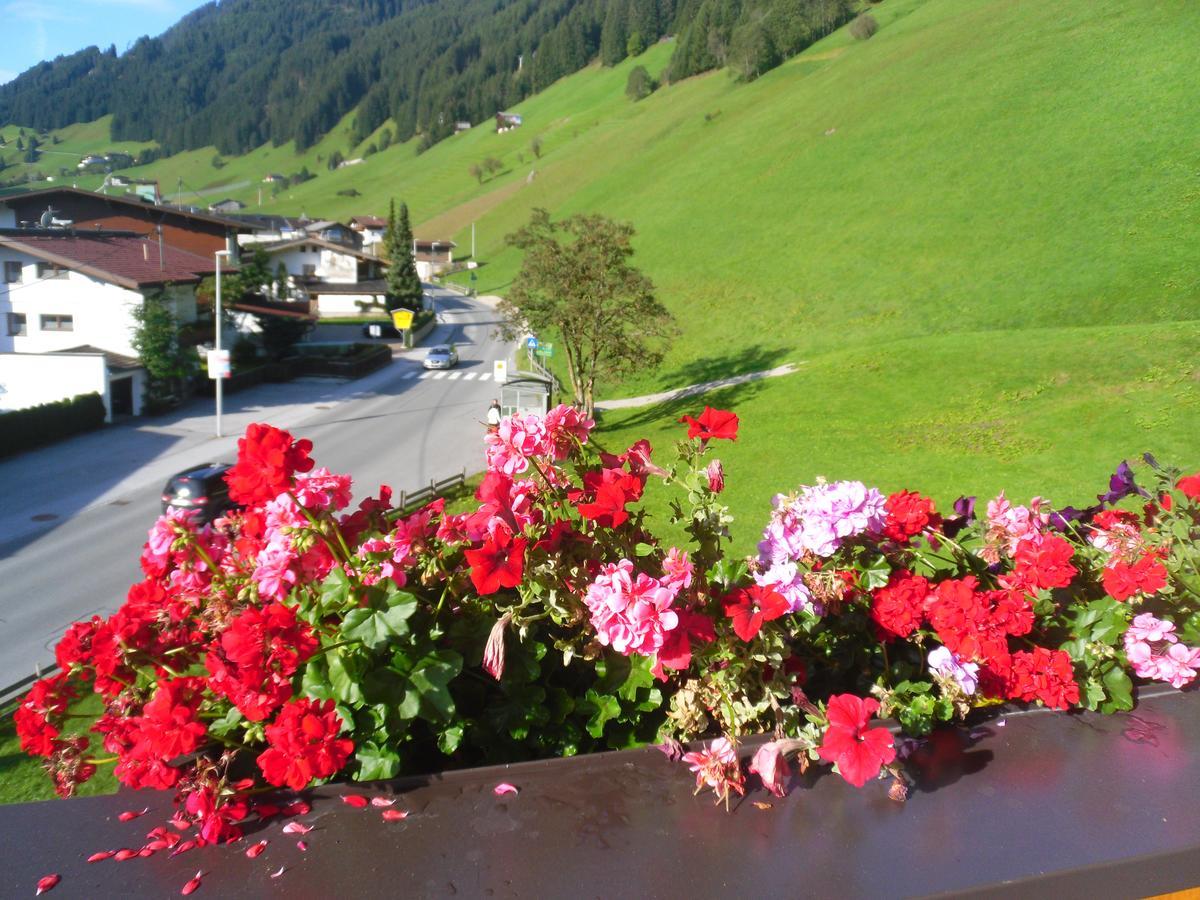 턱스 Gruenwaldhof B&B 외부 사진
